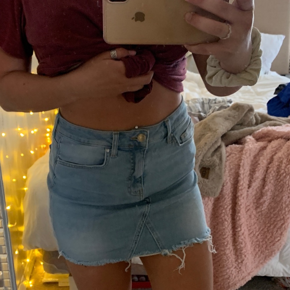 Tight Jean skirt with fray